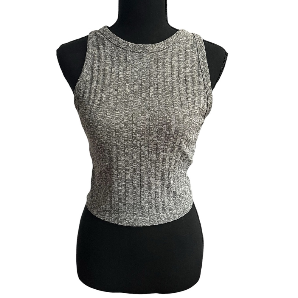 Abercrombie and Fitch grey ribbed women's cropped tank top